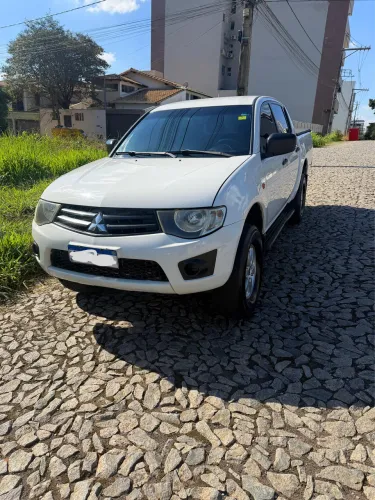 Mitsubishi L200 Triton GLX 3.2 CD TB Int.diesel MEC 2013