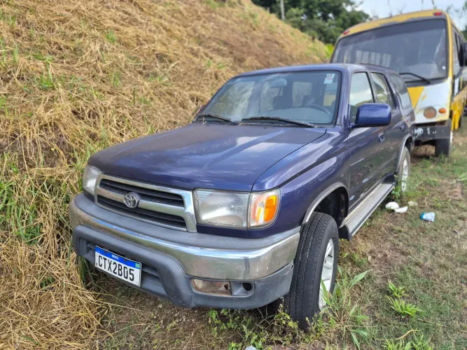 Toyota Hilux SW4 4X4 3.0 8V TB Diesel 1999