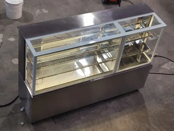 Vitrine estufa inox 800×600×1250 (quente)