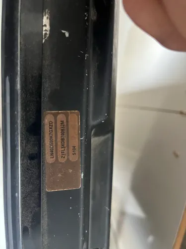 TV Samsung para retirada de peças