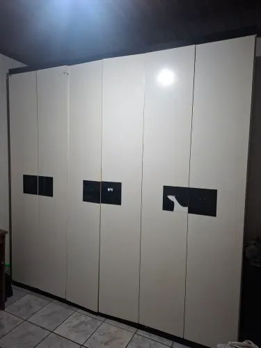 Guarda - roupa