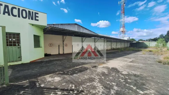 Ponto para alugar, 300 m² por R$ 4.198,00/mês - Chácara Galega - Pindamonhangaba/SP