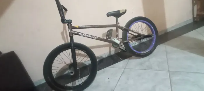 Bicicleta BMX profissional 