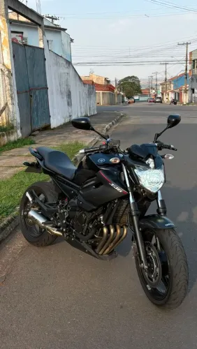 Yamaha XJ6 N ABS 2016 | 43.980 km | Cautelar Aprovada