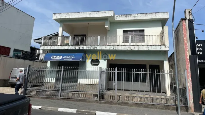 Casa à venda em Santa Isabel: 4 dorms, 1 suíte e 5 banh.