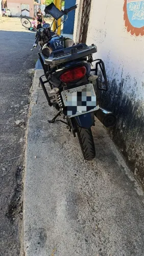 Honda CG 125 Fan 2009 - Com Rodas de Liga, Bagageiro e Acessórios