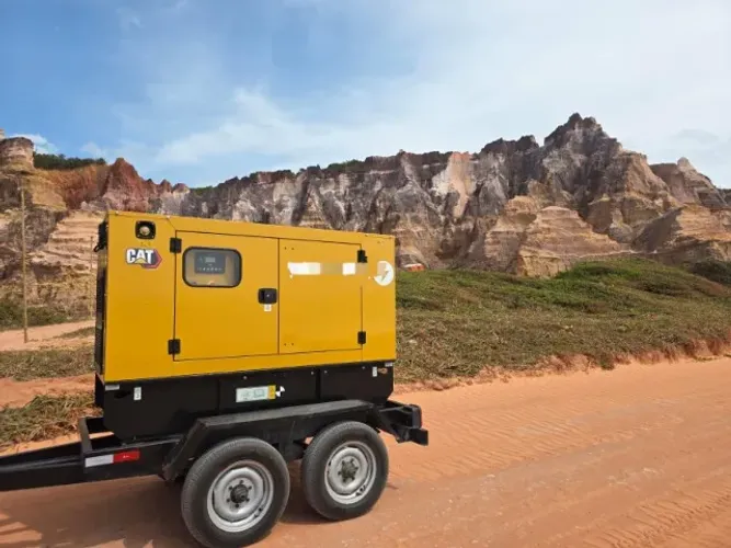 Gerador CATERPILLAR 75/80 kVA (75kVA/80kVA) 2025