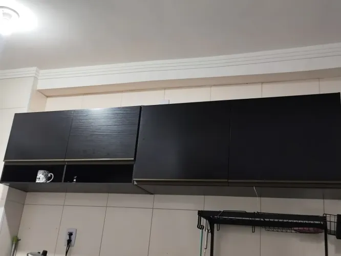 Armário de cozinha semi novo 