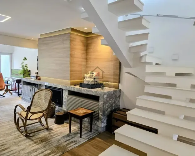 Casa no Condominio Terra Ville, com 3 dormitórios e piscina aquecida.