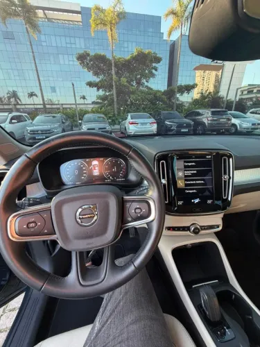 Volvo XC40 XC 40 T-4 Momentum 2.0 190cv FWD 2021