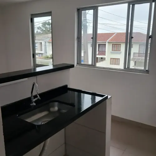 Apartamento sem taxa de condomínio com 2 quartos em Santa Cândida - Curitiba - PR