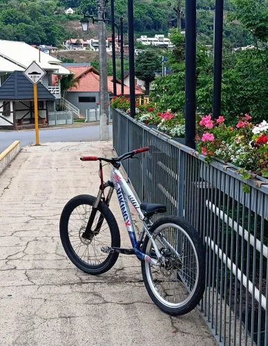 Viking tuff 25 com peça boa
