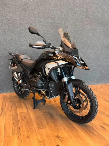 BMW R1300 GS TRIPLE BLACK