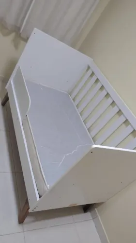 Berço com colchão R$ 270