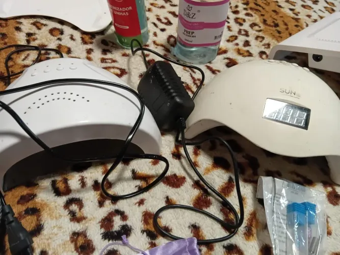 Kit de unha gel e fibra para começar está ótimo estado