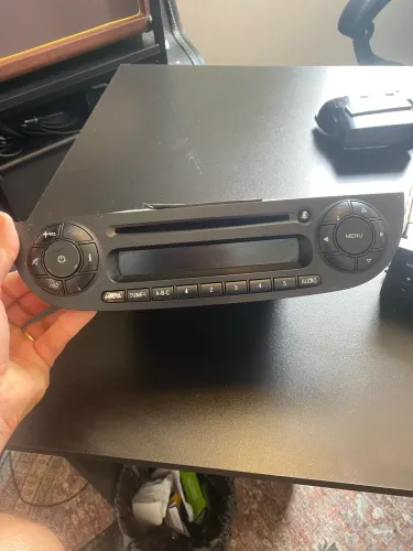 Rádio original Fiat 500