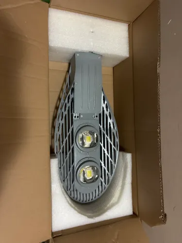 Luminária de Led tipo pétala