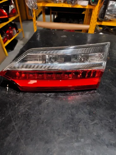 Lanterna direita tampa LED Corolla 2018 2019
