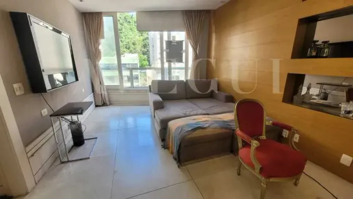 Apartamento : / Residencial / Copacabana