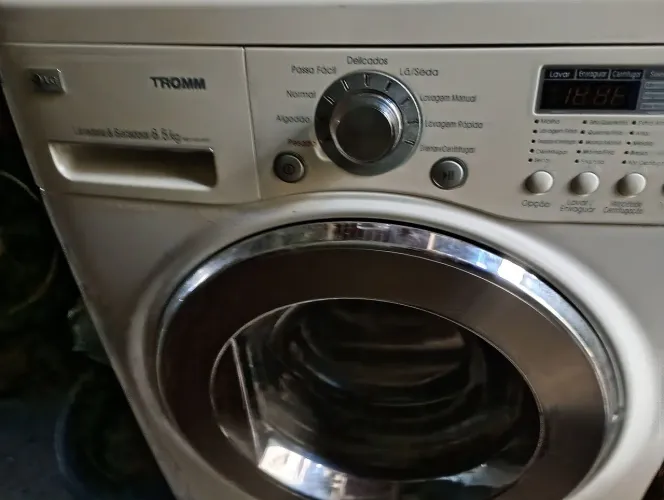 LAVA E SEKA 8,5 LG SEMI NOVA