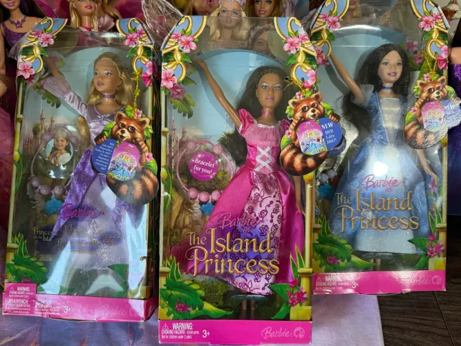 Lote Barbie damas da princesa da ilha