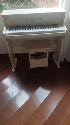 Piano profissional infantil
