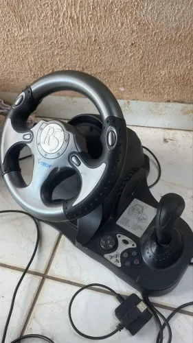 Volante X-Tech R5 para PS2 e PC com Pedais - Completo