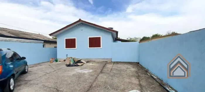 Casa em condomínio, de 2 dormitórios, bairro Passo do Feijó, Em Alvorada, RS