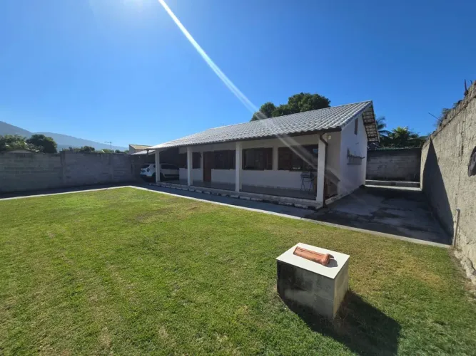 Casa com 3 dormitórios à venda, 100 m² por R$ 530.000,00 - São José do Imbassaí - Maricá/R