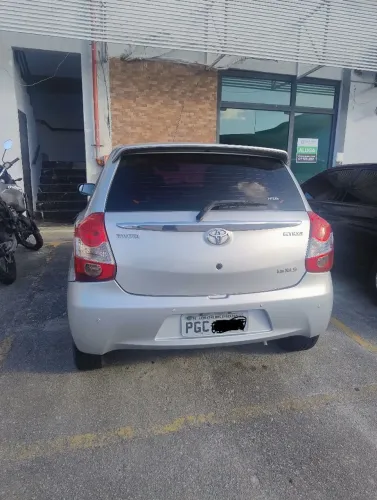 Toyota Etios XLS 1.5 Flex 16V 5P Mec. 2013