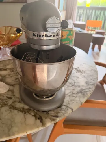 Batedeira kitchenaid 110v, estado de nova, perfeito estado