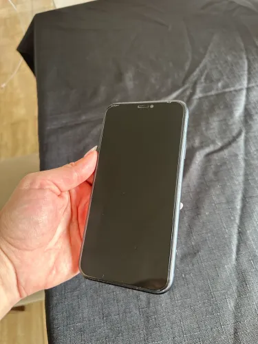 IPHONE XR 64gb