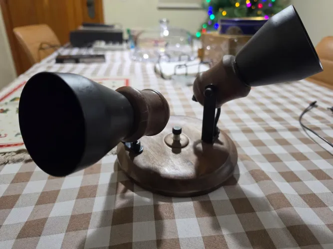 Spot/Luminária de Teto em Madeira e Metal