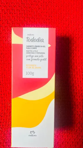 Sabonete Líquido em gel - Natura - 100g - Pêssego e Flor de cravo