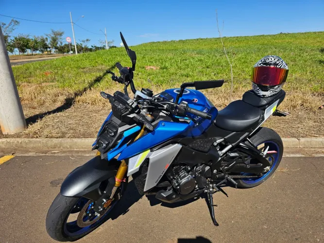 SUZUKI GSX S1000 2024 I 9.000 Km I Excelente estado