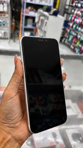 iPhone XR na cor branca de 128g