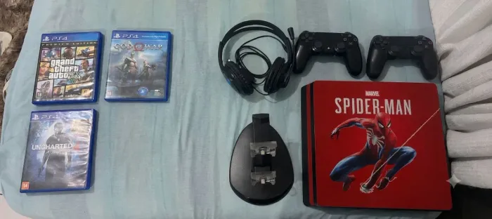 Playstation 4 Slim + Jogos + Acessórios