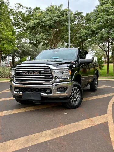 Ram 3500 Limited Longhorn 6.7 TB CD Diesel 2024