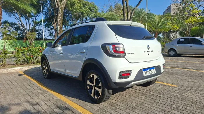 Renault Sandero Step. Easy R H-power 1.6 8V 2015