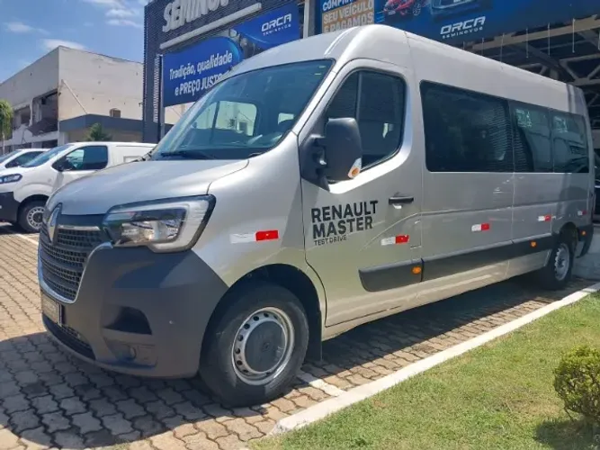 Renault Master 2.3 DCI Executive Longo 16L Dies 2023