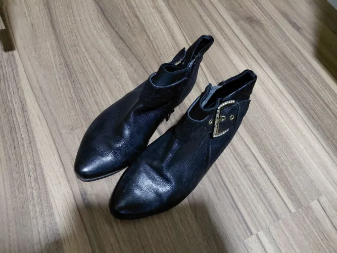 Bota cano baixo confortflex