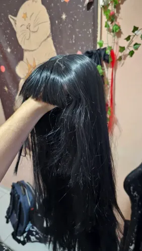 Wig preta com franja 