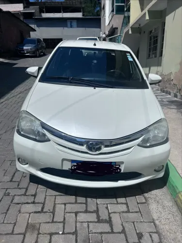 Toyota Etios XLS Sedan 1.5 Flex 16V 4P Mec. 2016