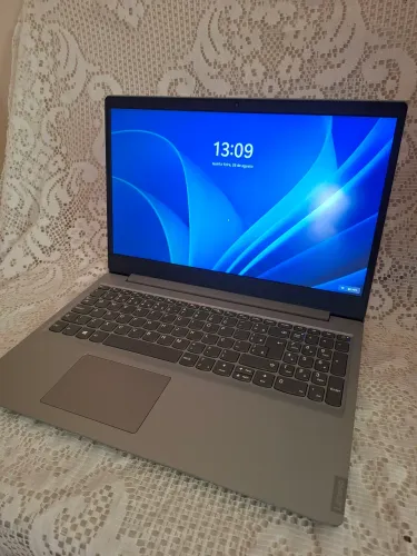 Notebook Lenovo Intel Core i7 | 8GB RAM | 1TB HD | Placa Dedicada NVIDIA