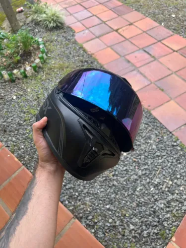 Capacete