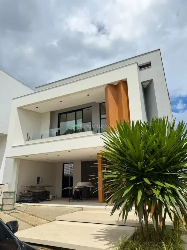 CONDOMINIO VIVENDA DAS MARINAS - Viva o Alto Padrão na Ponta Negra: Casa Exclusiva com 4 S