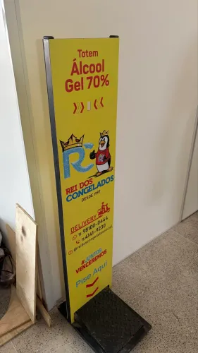 Suporte para álcool em Gel