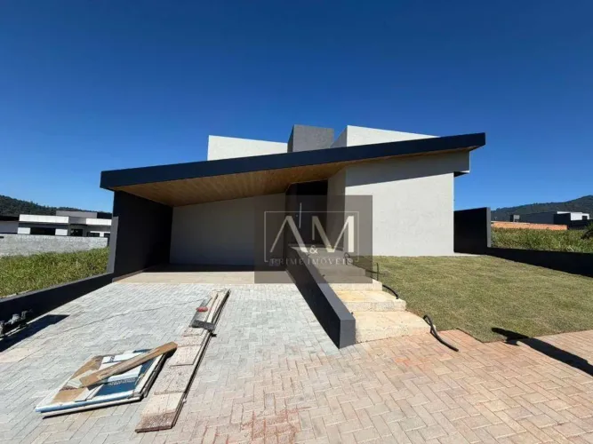Casa com 3 dormitórios à venda, 150 m² por R$ 1.290.000 - Laranja Azeda - Atibaia/SP