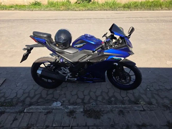 R15 muito nova