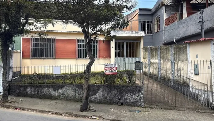 Casa 3 quartos - Monte Castelo